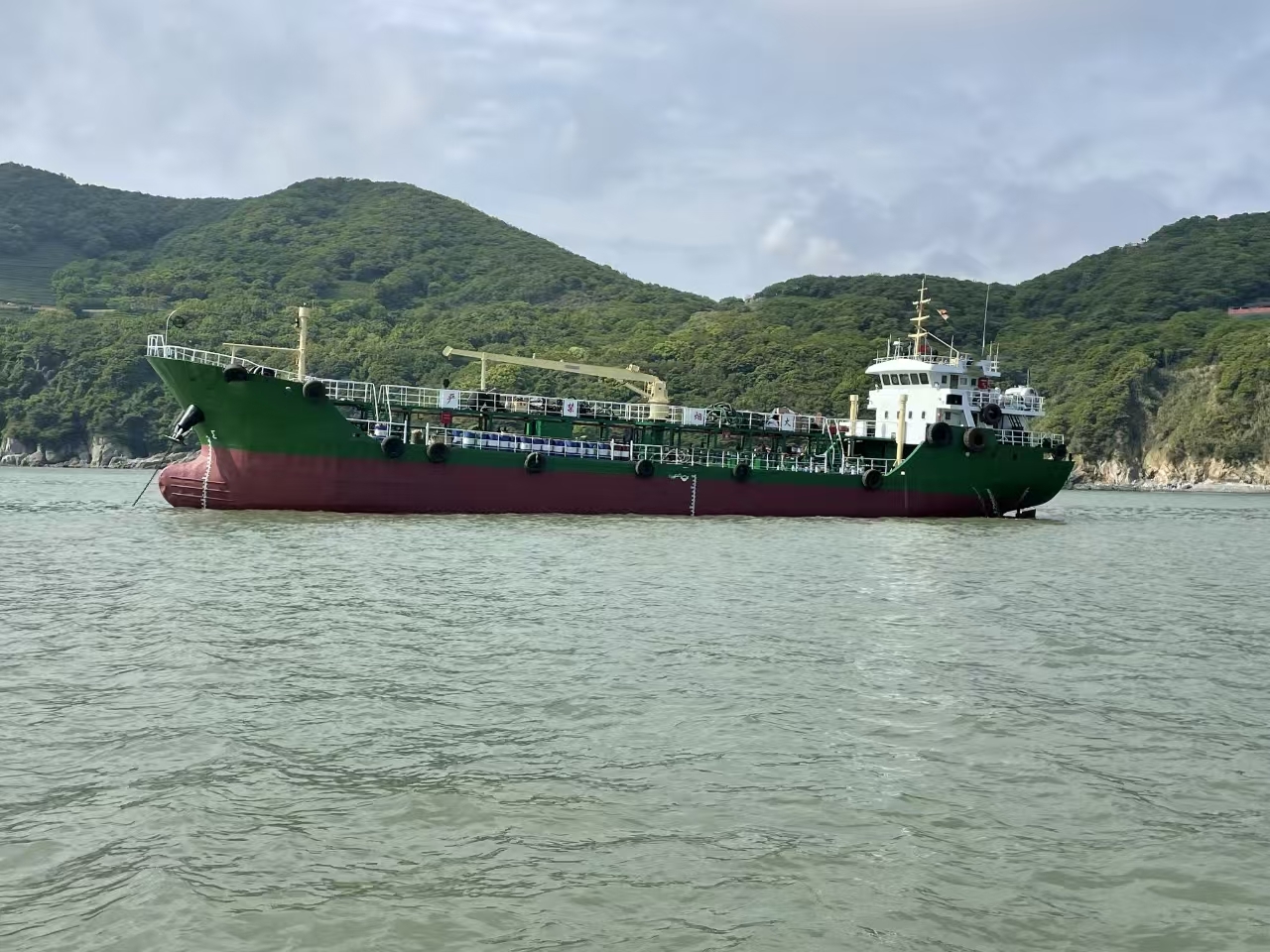 862 T Product Oil Tanker For Sale