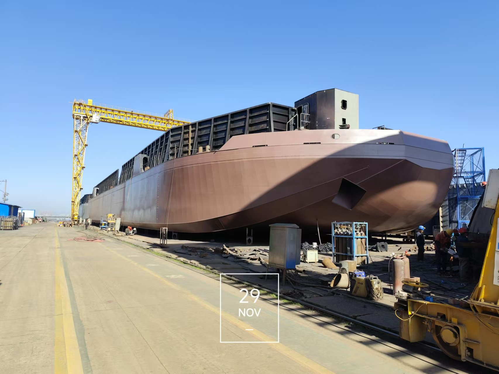 310 FT Non-self-propelled deck barge For Sale