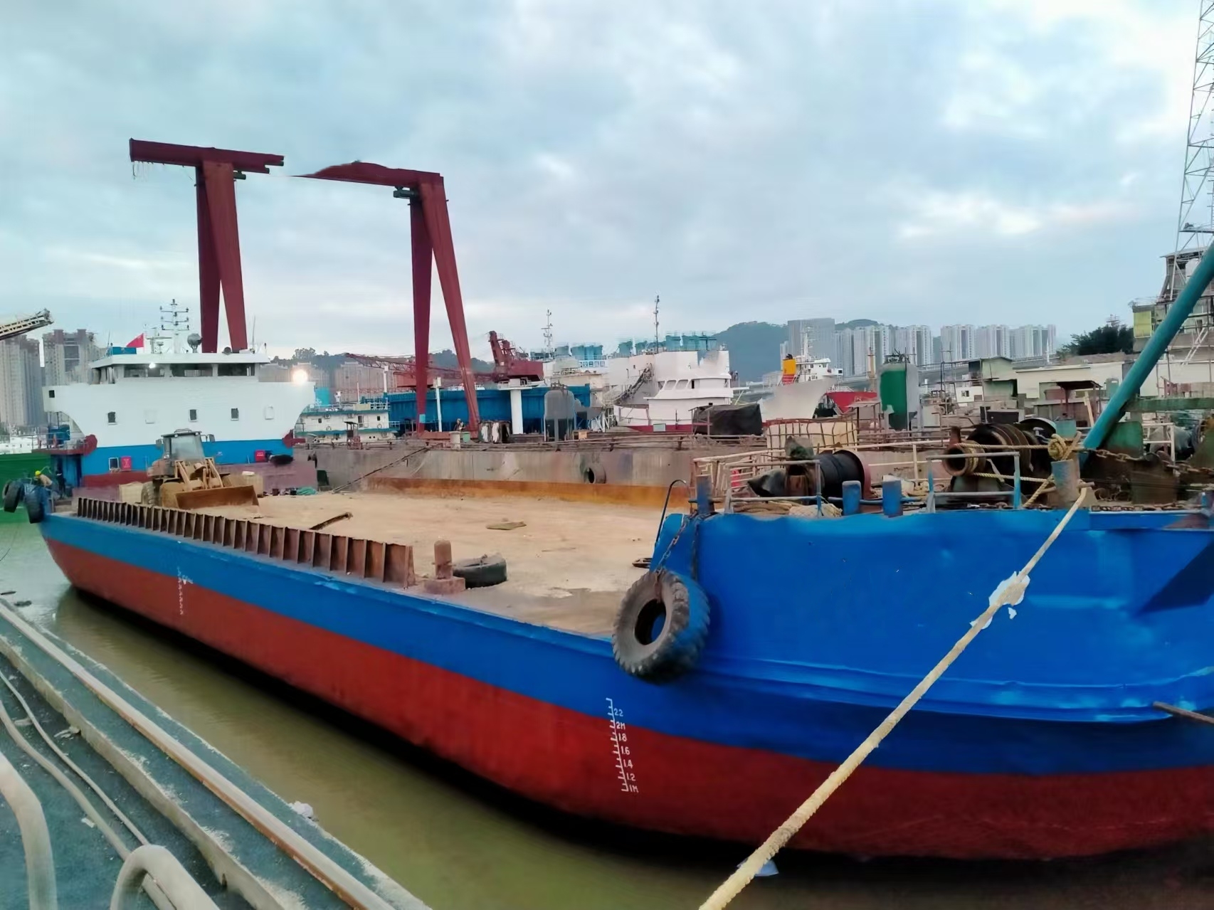 1240 T Deck Barge /LCT For Sale