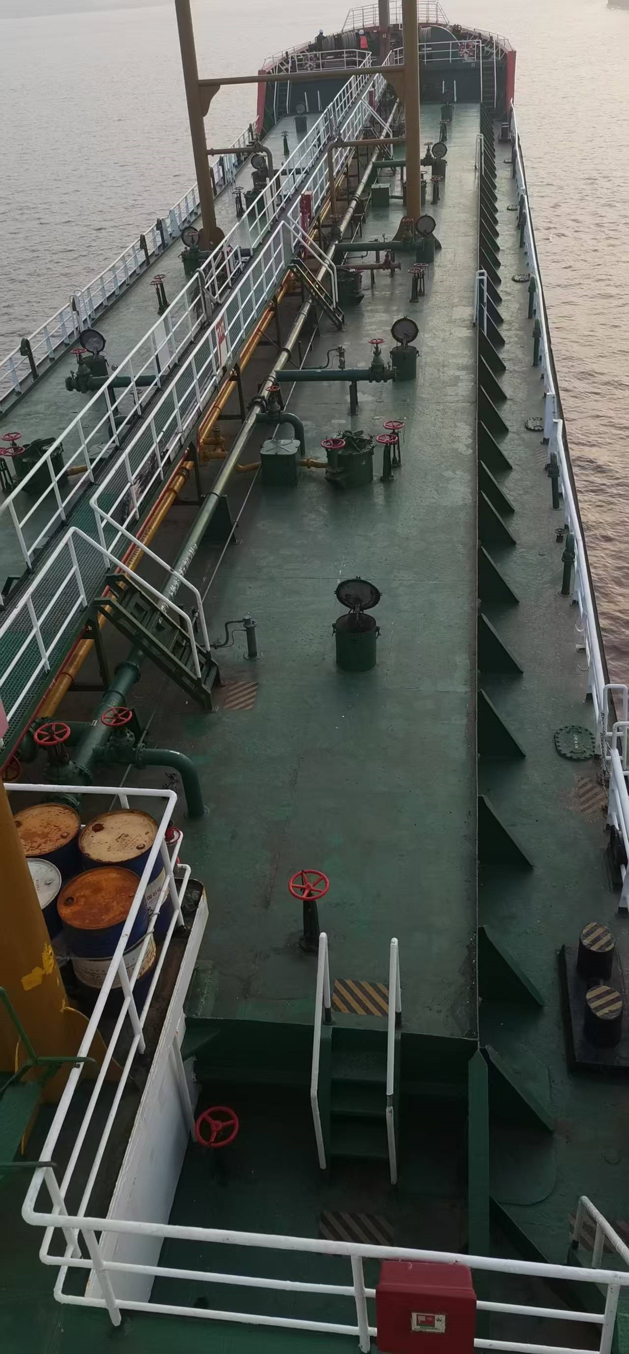 3600 T Product Oil Tanker For Sale