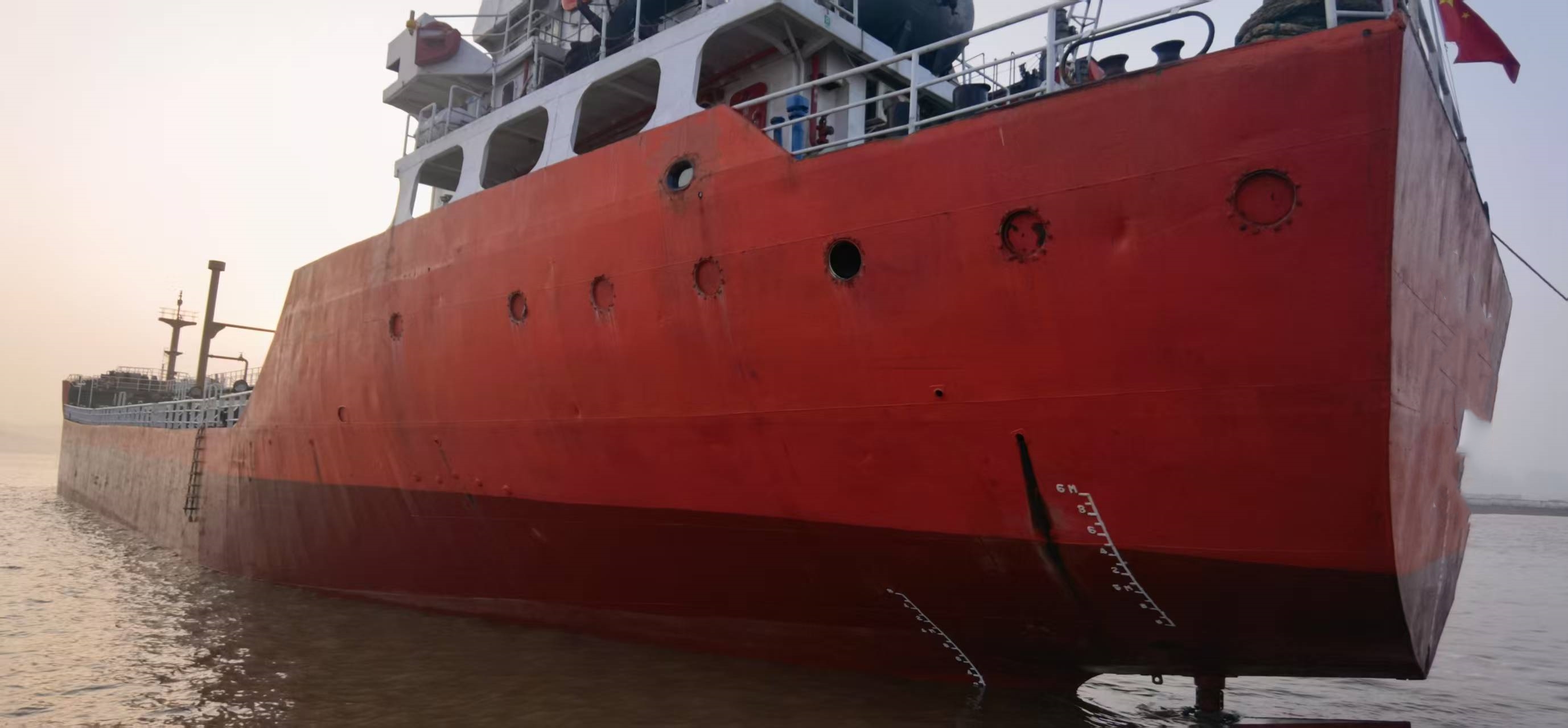 3600 T Product Oil Tanker For Sale