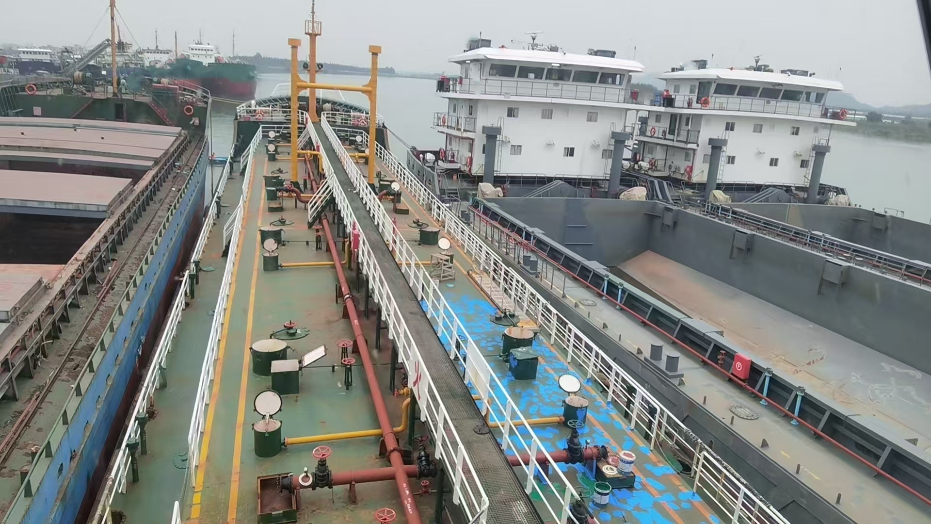 3366 T Product Oil Tanker For Sale