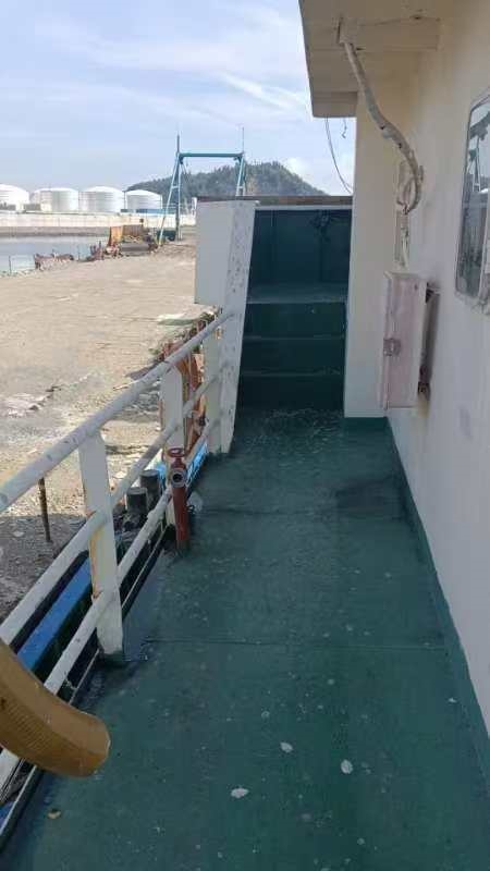 450 T Deck Barge /LCT For Sale