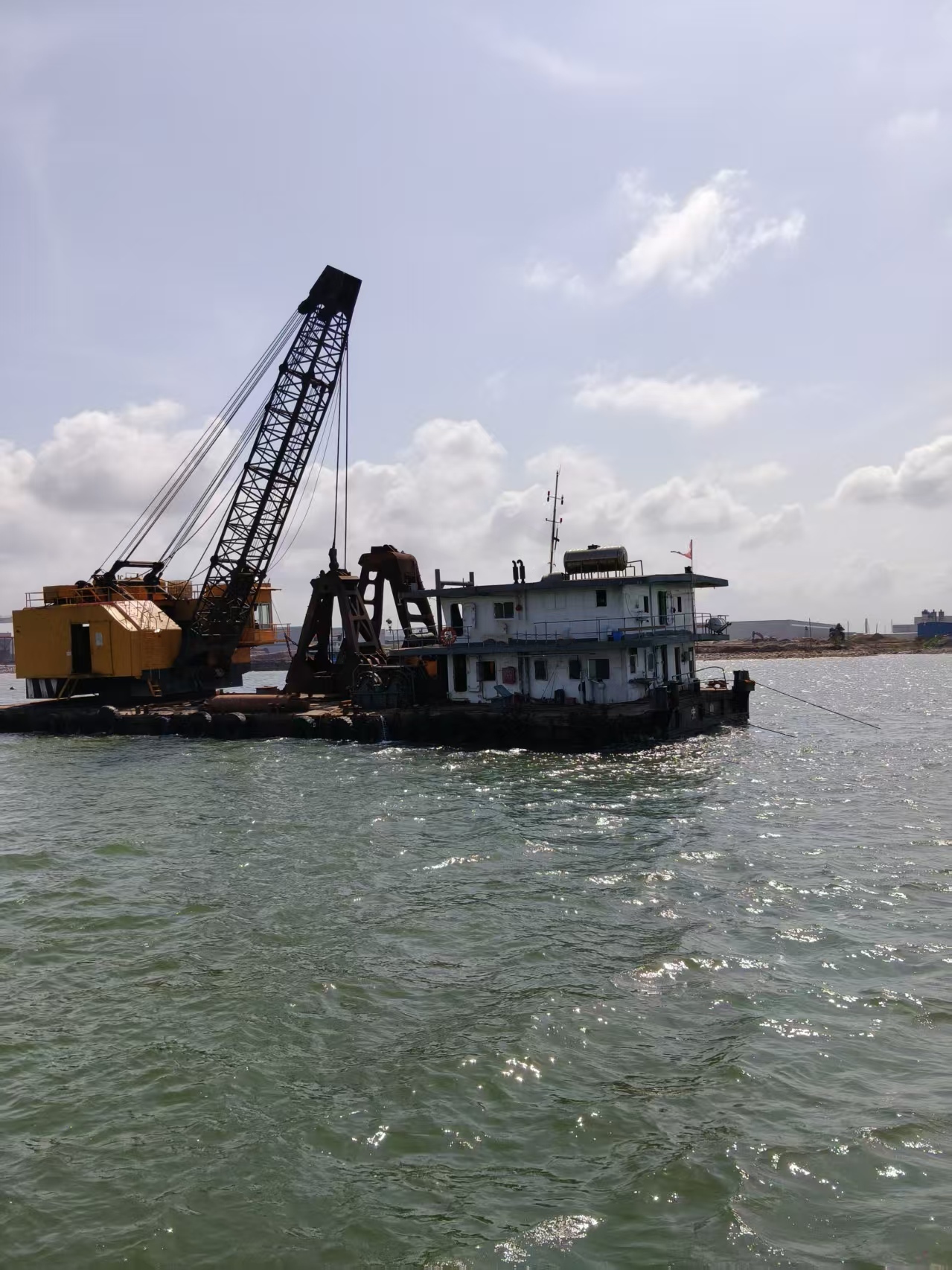 11 m³ Grab Dredger For Sale
