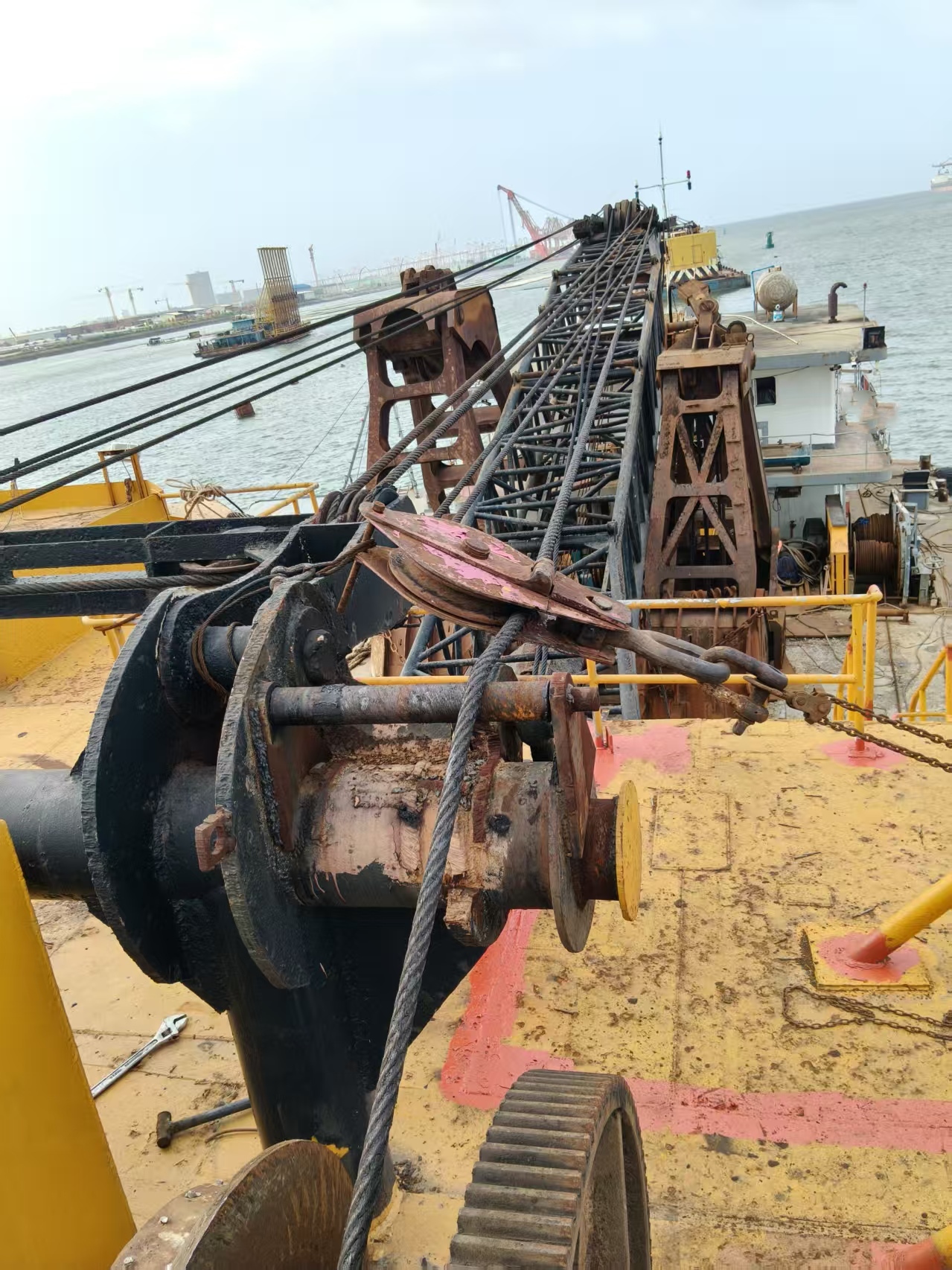 11 m³ Grab Dredger For Sale