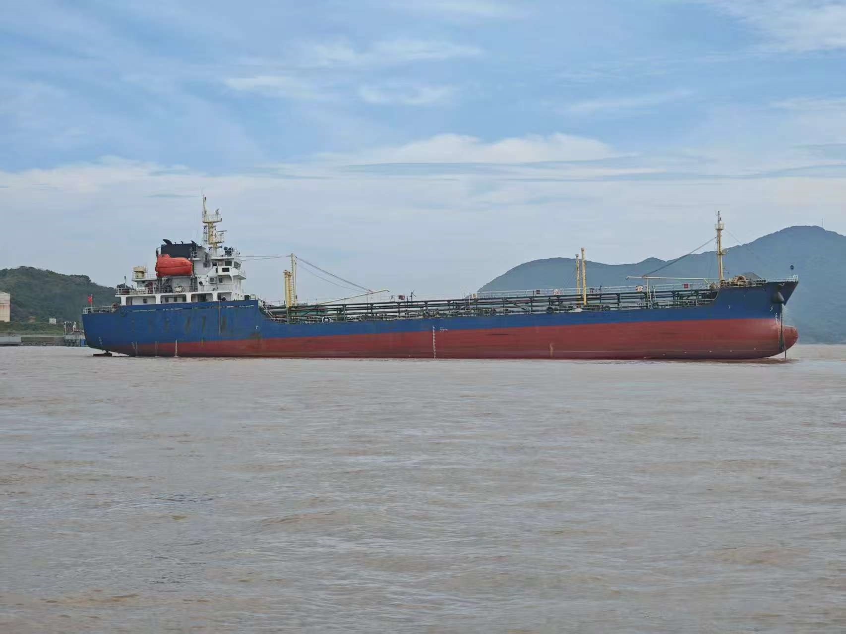 4511 T Product Oil Tanker For Sale