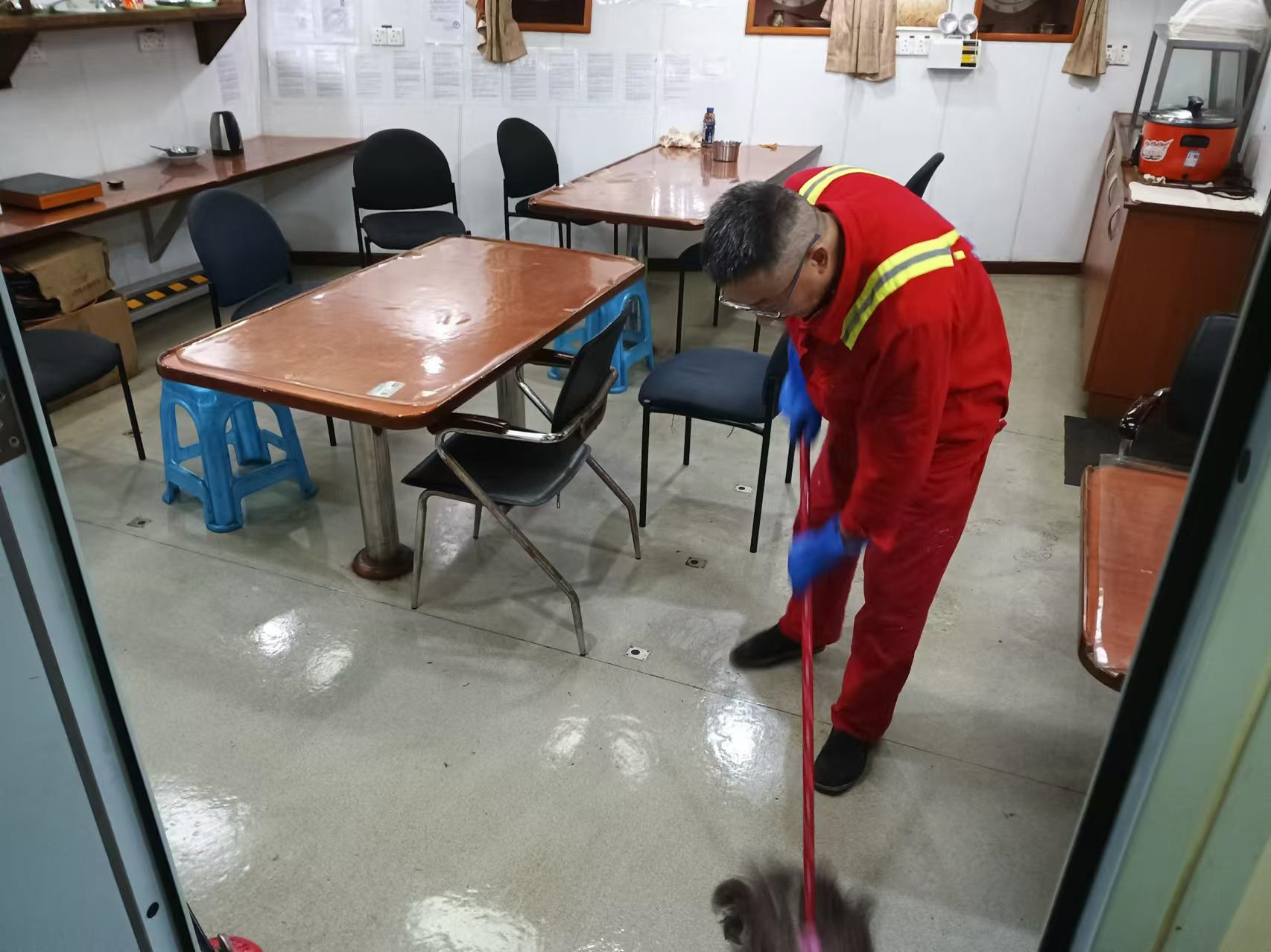 8000 PS AHTS For Sale