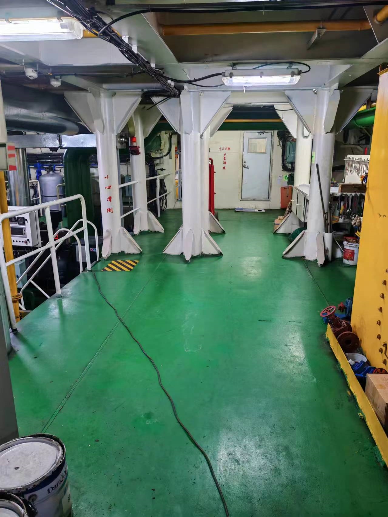 10160 T Deck Barge /LCT For Sale
